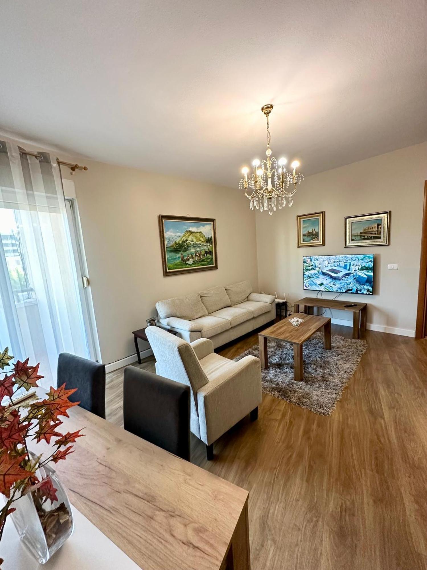 Kk Apartment Air Albania-Centrally Located Тирана Экстерьер фото